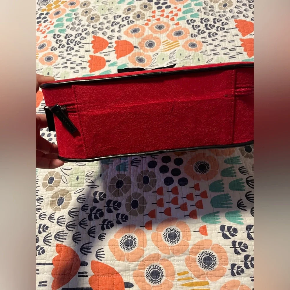 Frederick’s of Hollywood Vintage Red Velvet Cosmetic Case‎ - Rare & Elegant